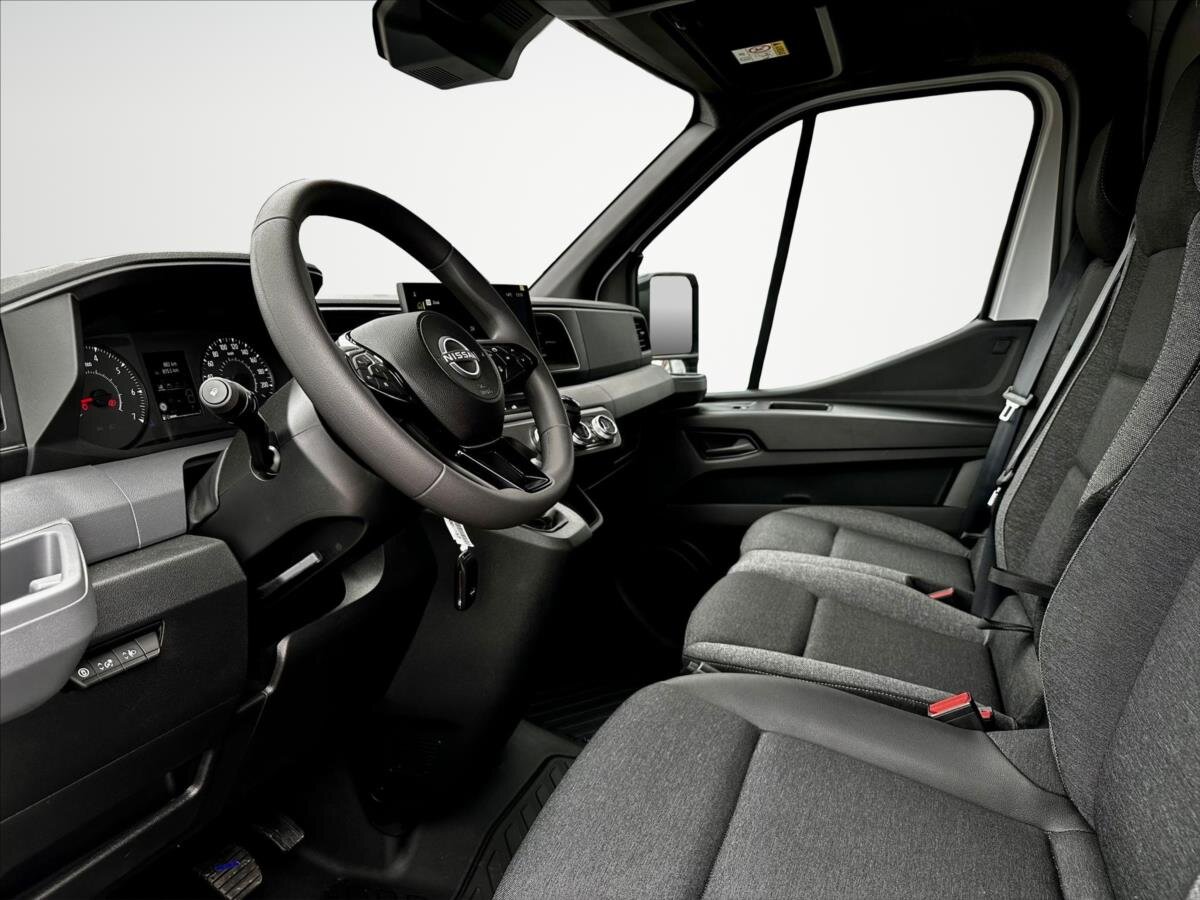 Nissan Interstar Ostatní 2,0 l 96 kw