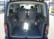 Volkswagen Multivan 10