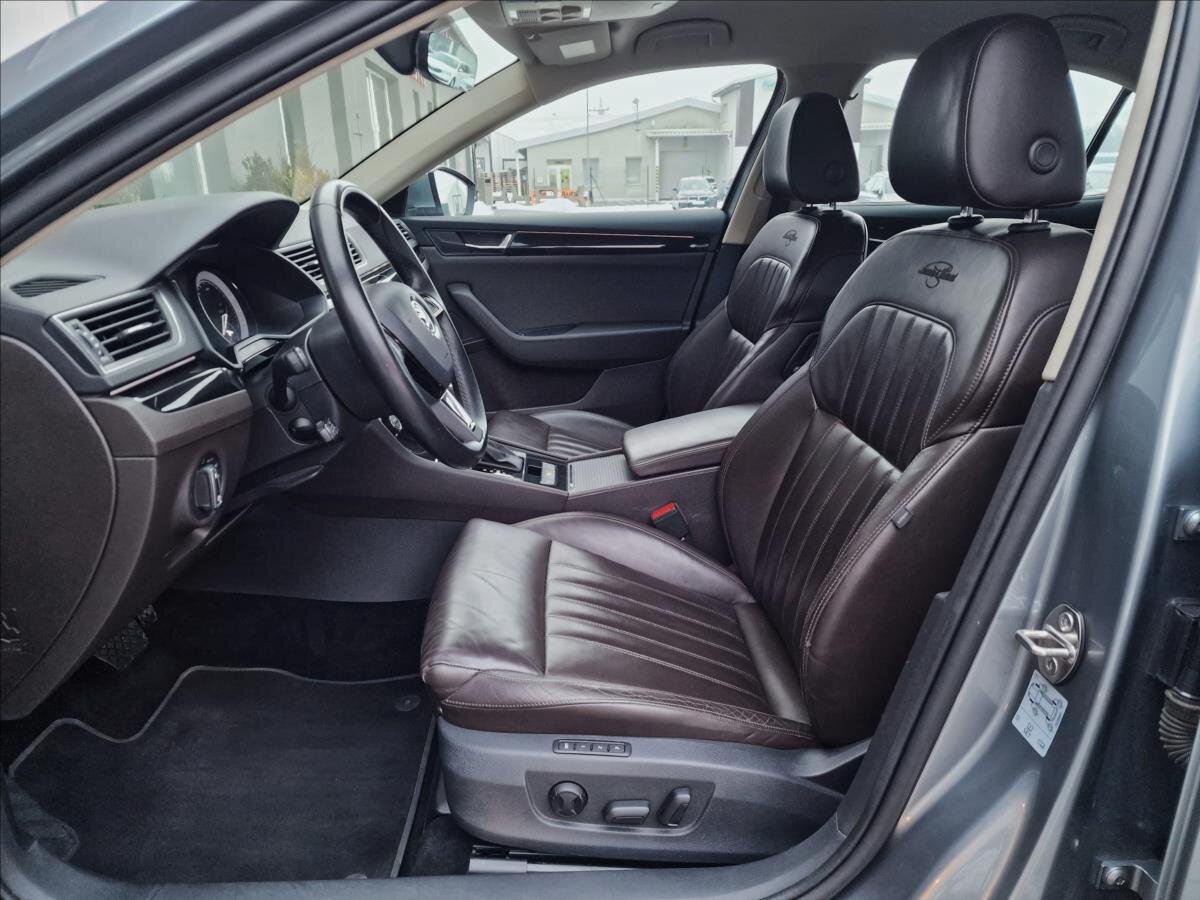 Škoda Superb Liftback 2,0 l 140 kw