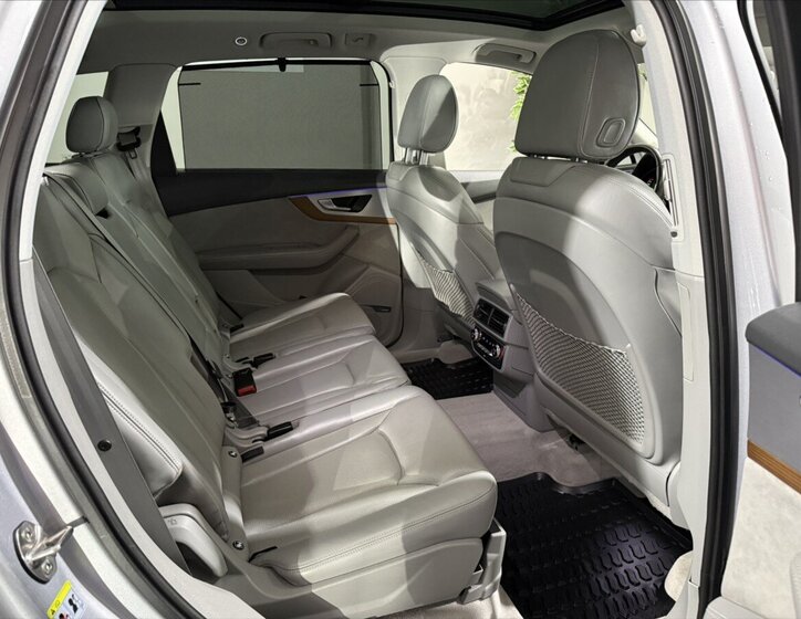 Audi Q7 SUV / Terénní 3,0 l 200 kw