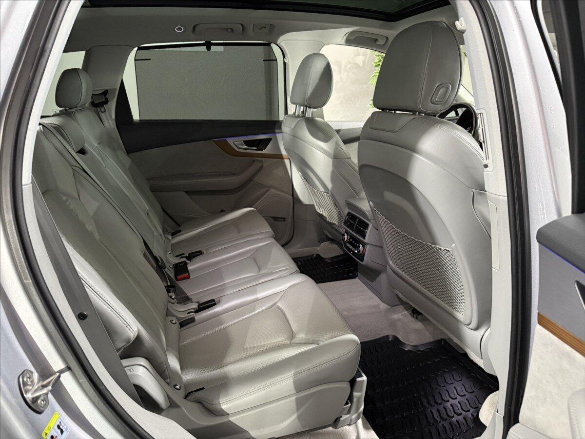 Audi Q7 SUV / Terénní 3,0 l 200 kw