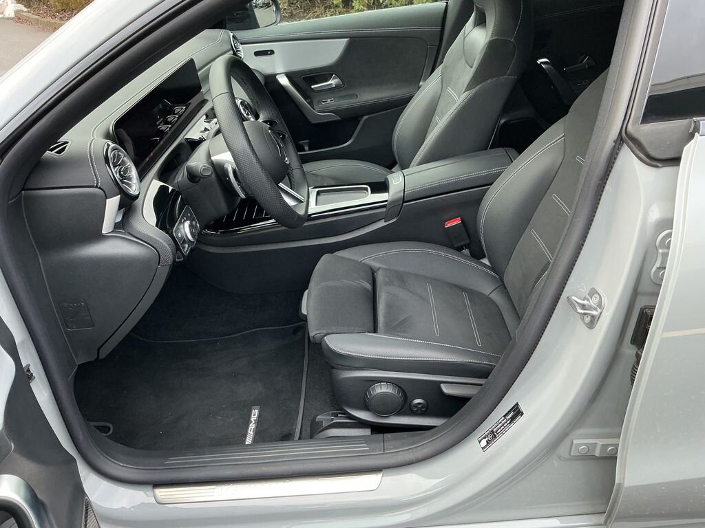 Mercedes-Benz CLA Sedan / Limuzína 2,0 l 110 kw