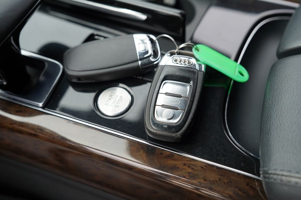 Audi A8 Sedan / Limuzína 3,0 l 213 kw