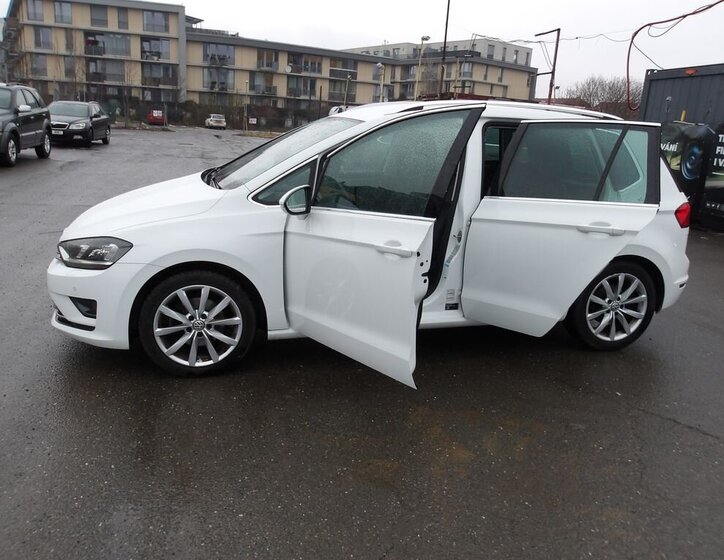 Volkswagen Golf Sportsvan Kombi 2,0 l 110 kw