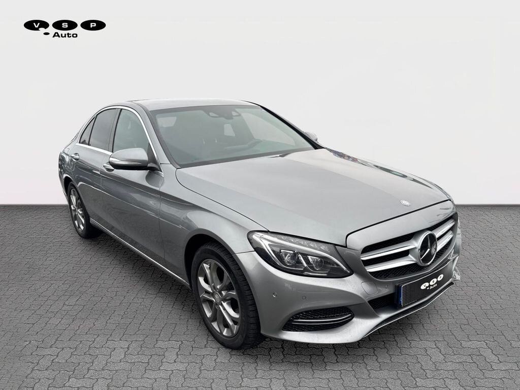 Mercedes-Benz Třídy C Sedan 2,1 l 150 kw
