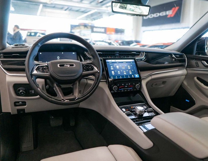 Jeep Grand Cherokee 22