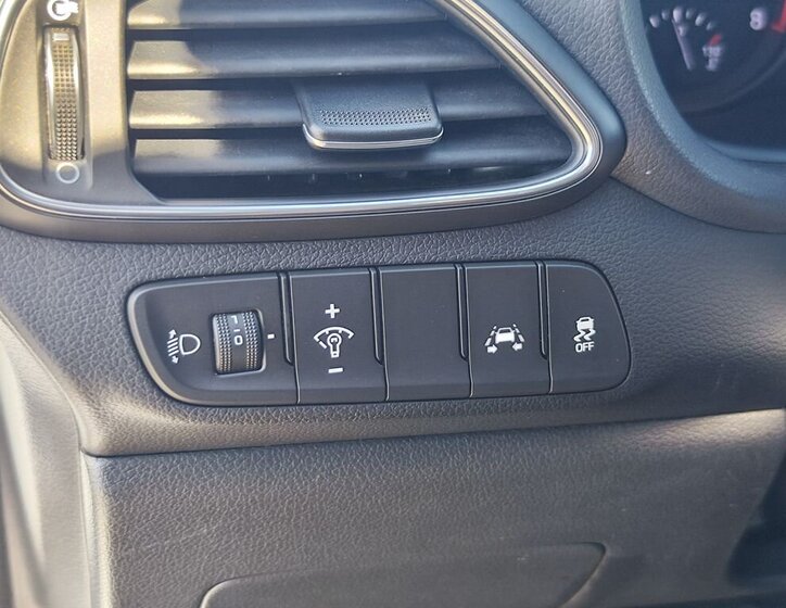 Hyundai i30 Kombi 1,4 l 103 kw