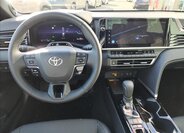 Toyota Camry 6