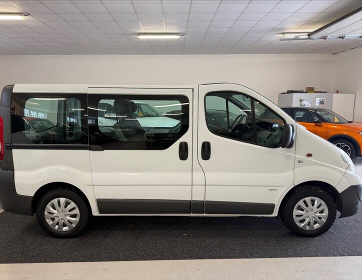 Opel Vivaro MPV 2,0 l 84 kw