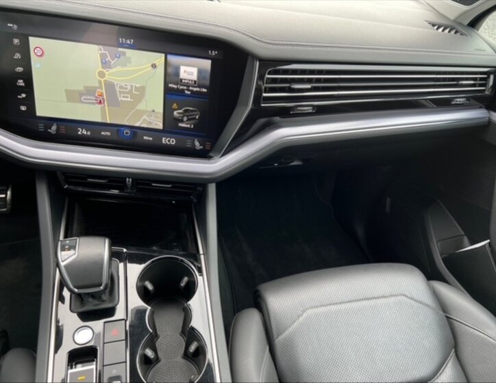 Volkswagen Touareg SUV 3,0 l 210 kw