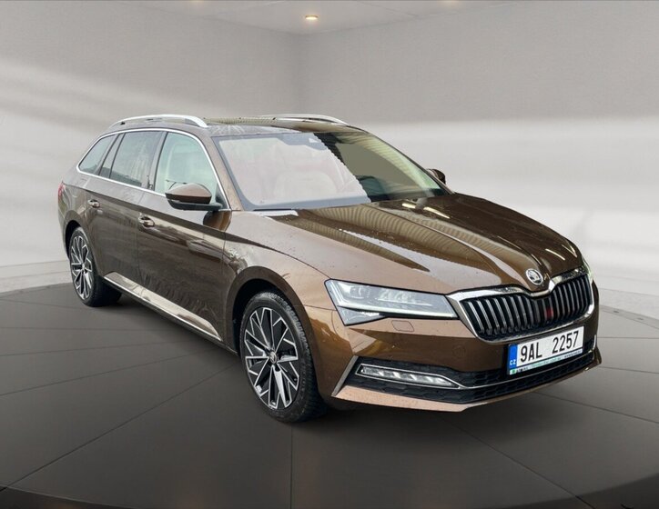 Škoda Superb 1