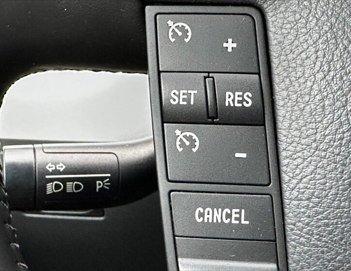 Volkswagen Touareg Kombi 3,0 l 165 kw