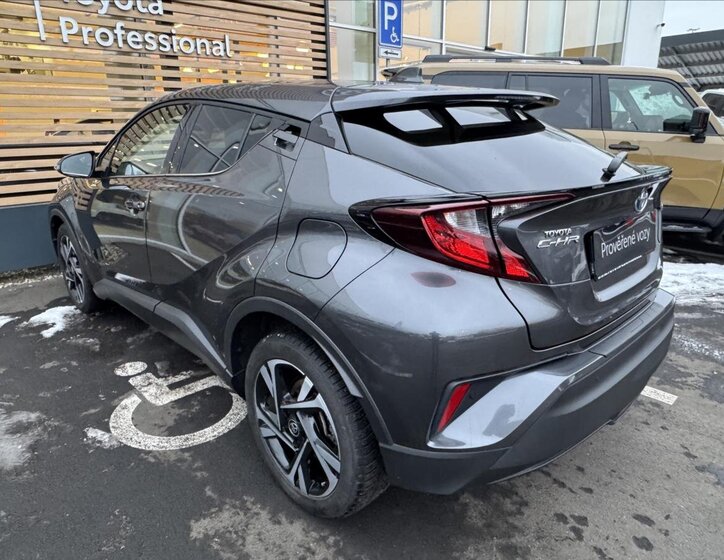 Toyota C-HR Hatchback 1,8 l 72 kw