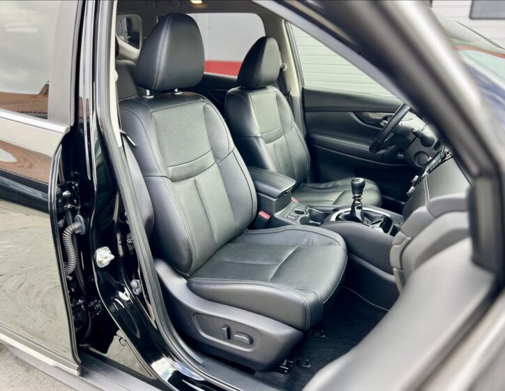 Nissan X-Trail SUV / Terénní 1,7 l 110 kw