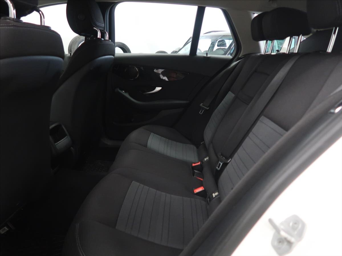 Mercedes-Benz Třídy C Kombi 1,6 l 100 kw