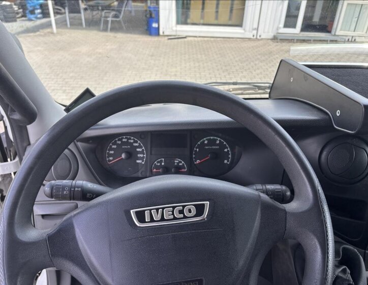 Iveco Ostatní Skříň 3,0 l 107 kw