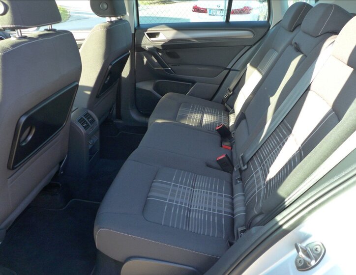 Volkswagen Golf Sportsvan Kombi 1,2 l 63 kw