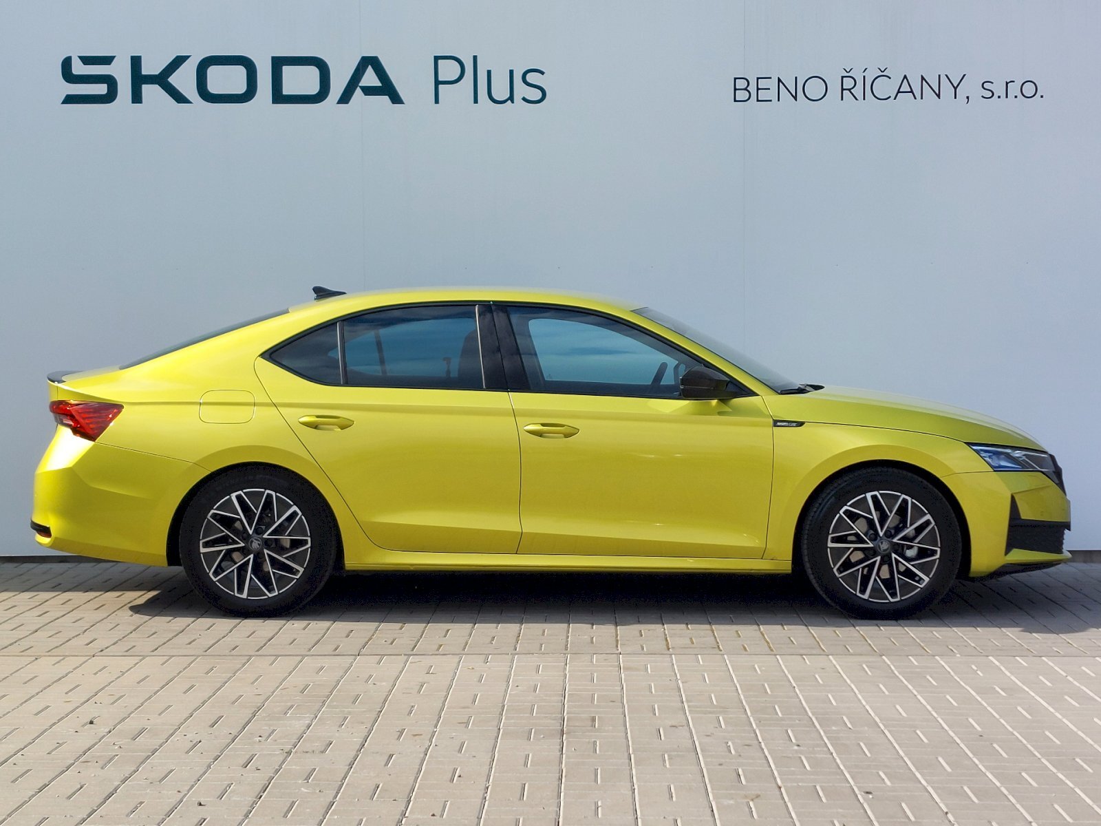 Škoda Octavia Sedan / Limuzína 1,5 l 110 kw