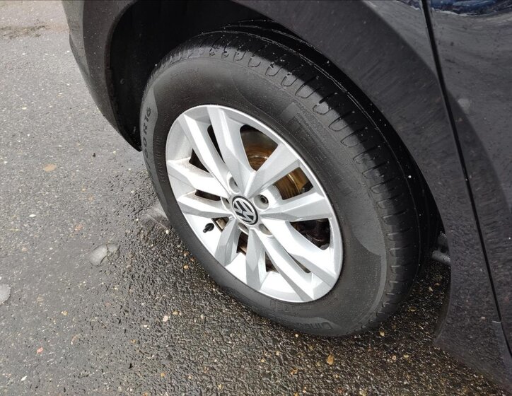 Volkswagen Touran MPV 1,2 l 81 kw