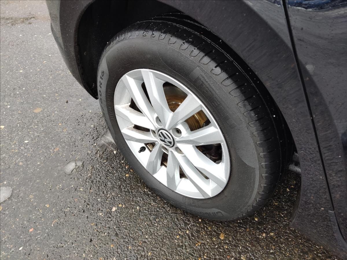 Volkswagen Touran MPV 1,2 l 81 kw