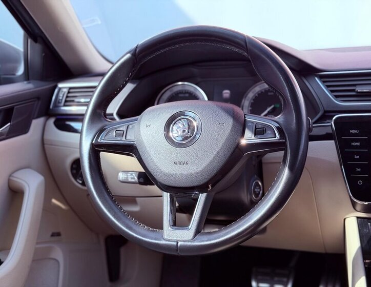 Škoda Superb Liftback 2,0 l 206 kw