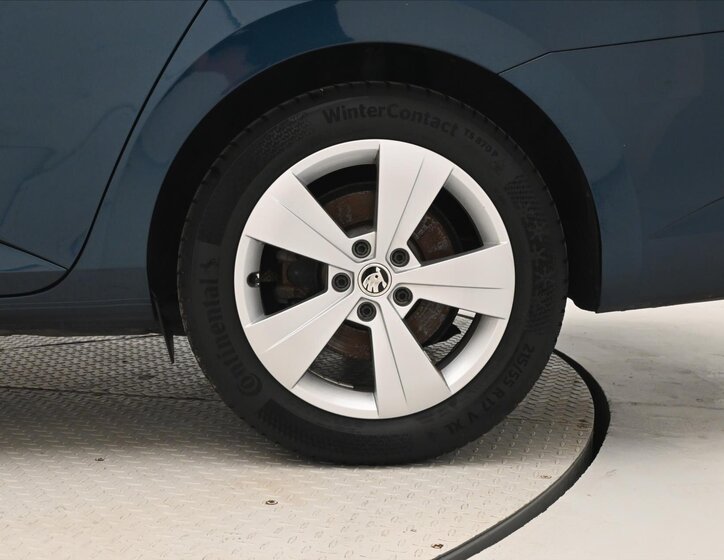 Škoda Superb Kombi 2,0 l 110 kw