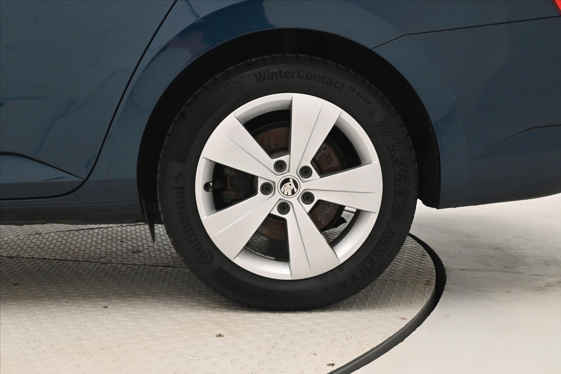 Škoda Superb Kombi 2,0 l 110 kw