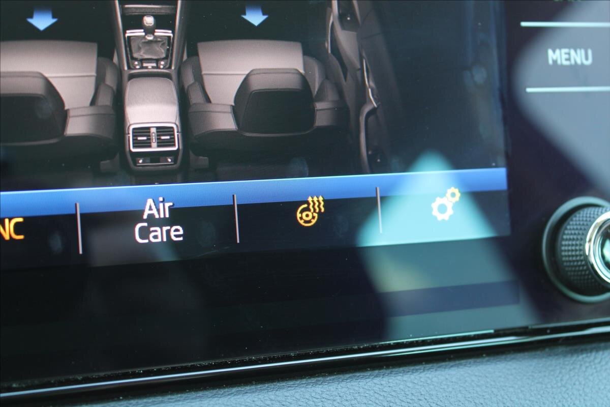 Škoda Karoq SUV / Terénní 1,5 l 110 kw