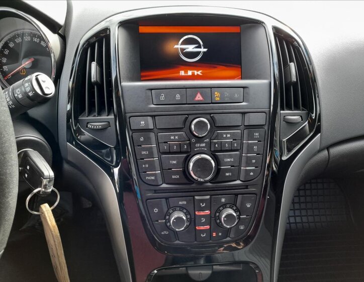 Opel Astra Hatchback 1,4 l 103 kw