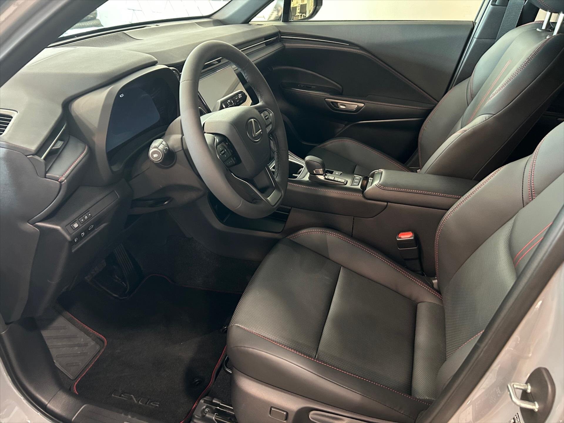 Lexus LBX SUV 1,5 l 100 kw