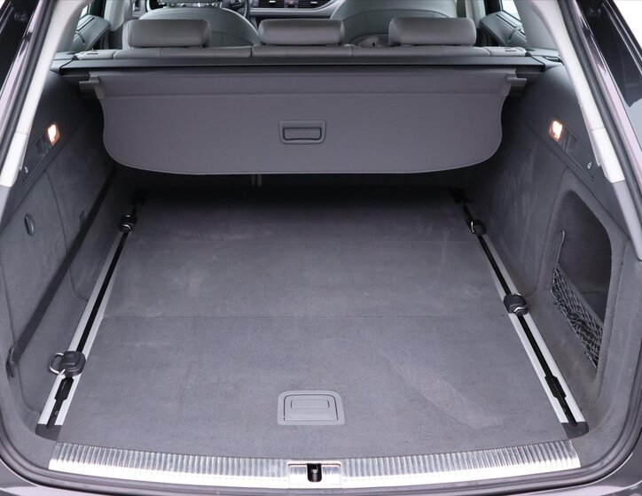 Audi A6 Kombi 3,0 l 180 kw