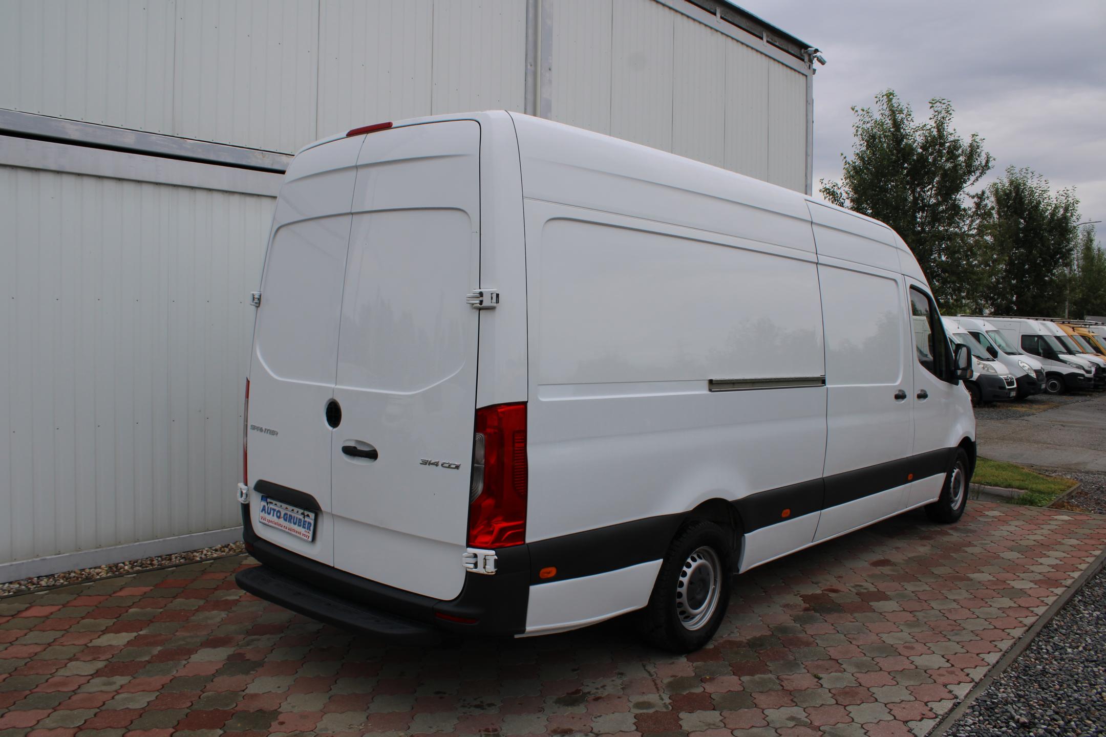 Mercedes-Benz Sprinter