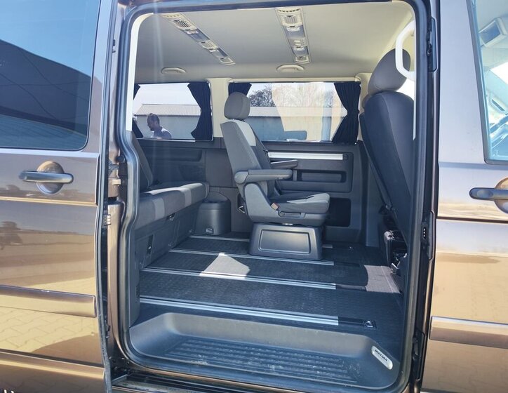 Volkswagen Multivan VAN / Minibus 2,0 l 103 kw