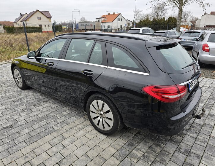 Mercedes-Benz Třídy C 18