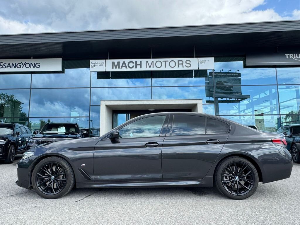 BMW Řada 5 Sedan / Limuzína 3,0 l 210 kw