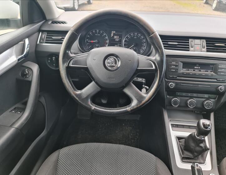 Škoda Octavia 14
