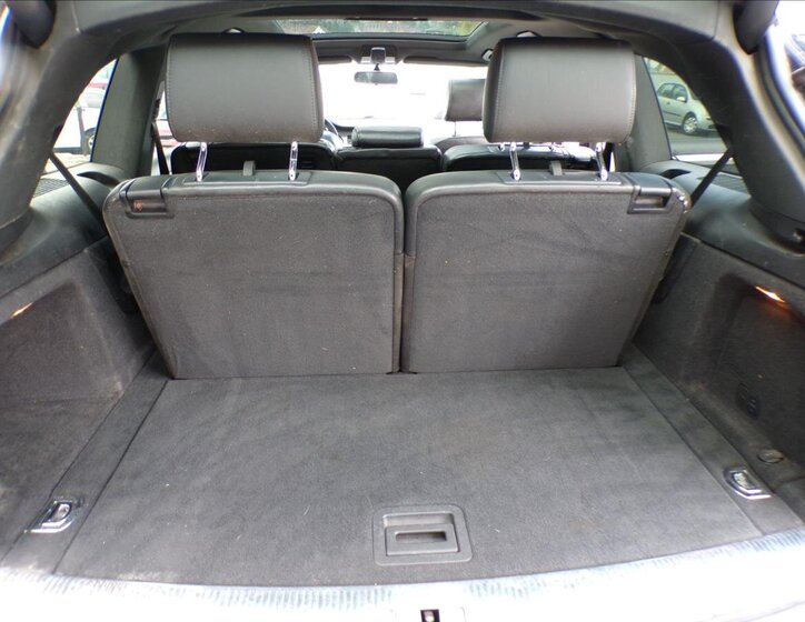 Audi Q7 Kombi 3,0 l 176 kw