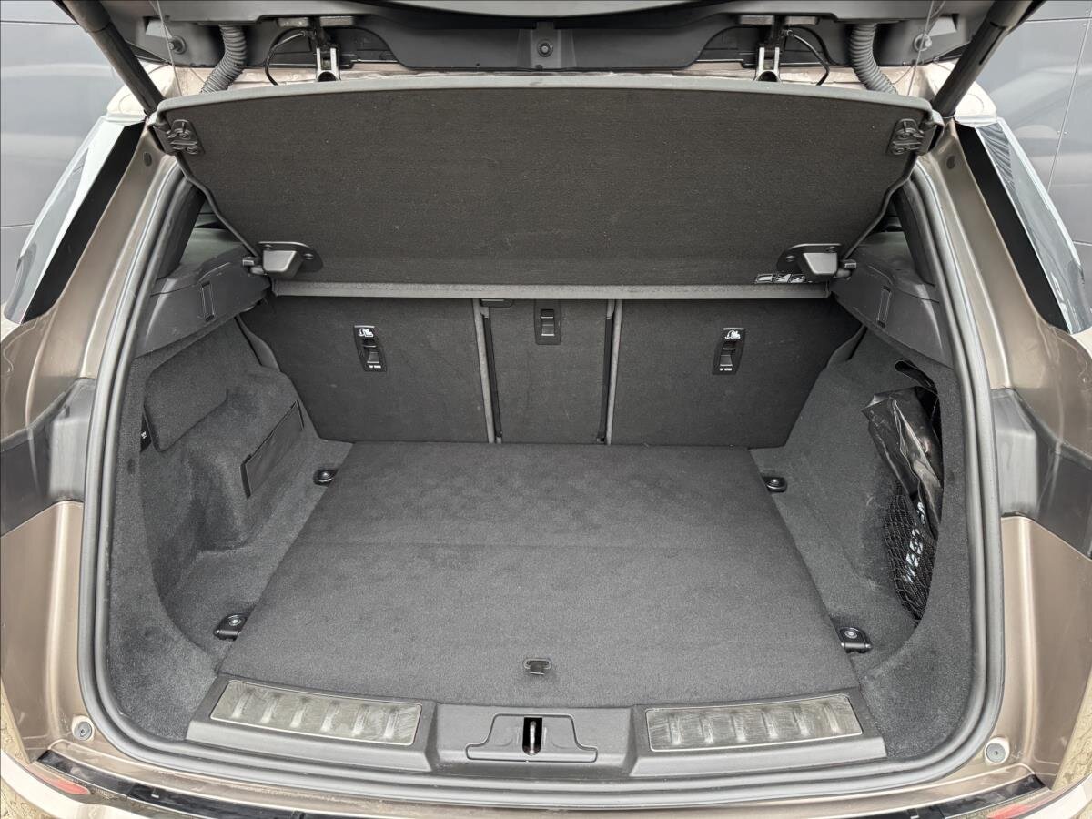 Land Rover Range Rover Evoque SUV / Terénní 2,0 l 132 kw