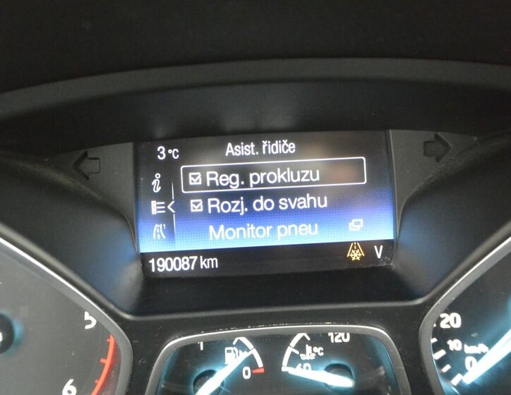 Ford Kuga SUV / Terénní 2,0 l 110 kw