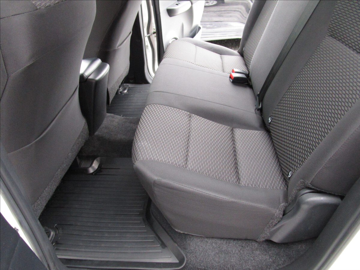 Toyota Hilux Pick-up 2,4 l 110 kw