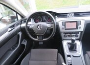 Volkswagen Passat Kombi 1,4 l 92 kw