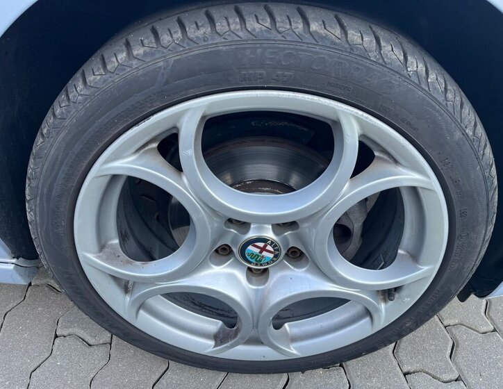 Alfa Romeo Giulietta 9