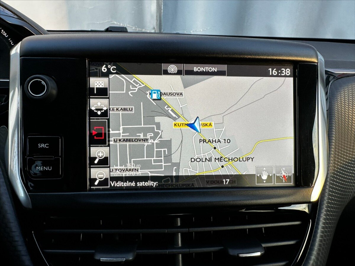 Peugeot 208 Hatchback 1,2 l 81 kw