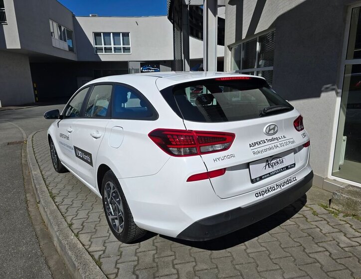 Hyundai i30 Kombi 998,0 73 kw