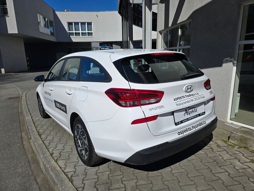 Hyundai i30 Kombi 998,0 73 kw