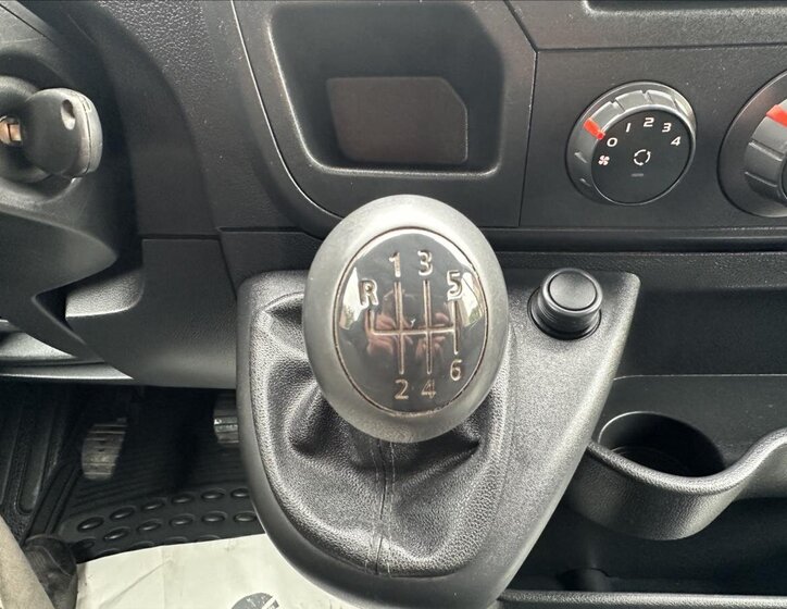 Opel Movano Skříň 2,3 l 81 kw