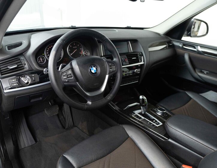 BMW X3 SUV 2,0 l 140 kw