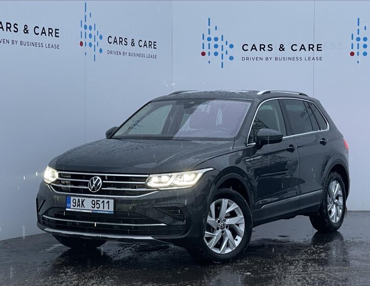 Volkswagen Tiguan 1
