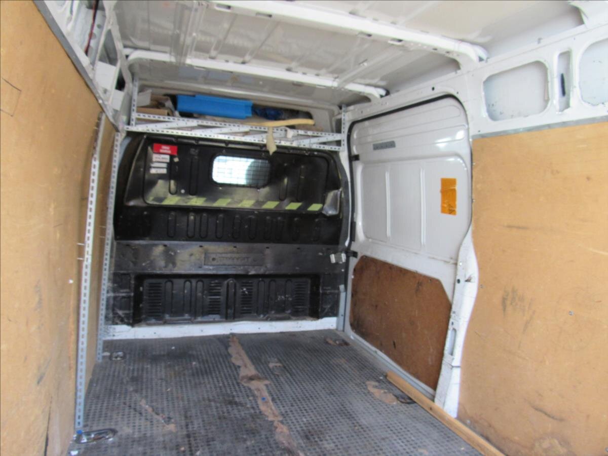 Ford Transit Skříň 2,2 l 74 kw