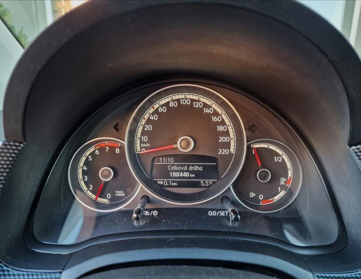 Volkswagen up! Hatchback 999,0 50 kw